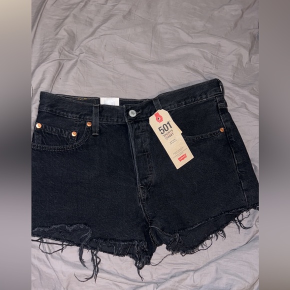 Levi's Pants - NWT levis denim shorts